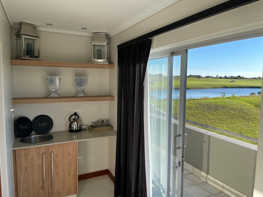 5 Bedroom Property for Sale in Oubaai Western Cape